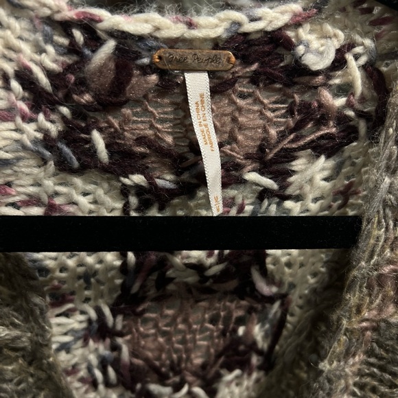 Free People Fair Isle Wool Blend Banded Oversized Short Sleeve Button Cardigan - Picture 3 of 7